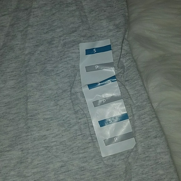 Tank top - Picture 3 of 4